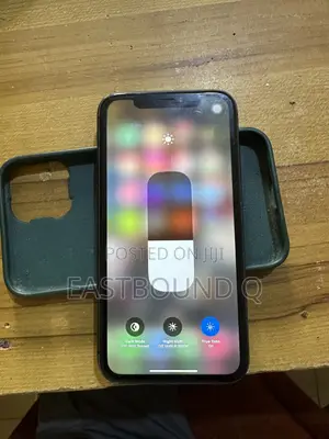Apple iPhone 11 64 GB Black