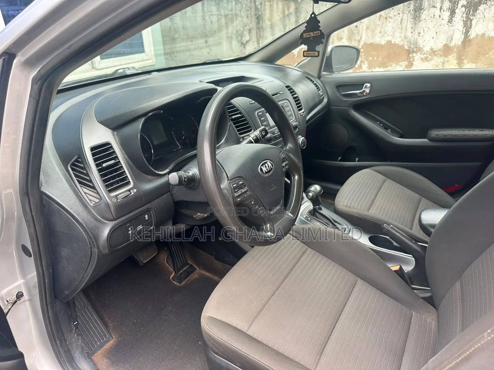 Kia Forte LX Sedan 2015 Gray