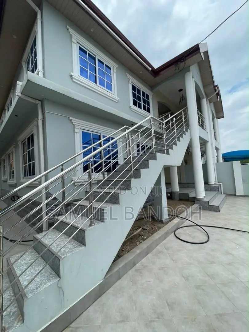 2bdrm Apartment in Ngleshie Amanfro for rent