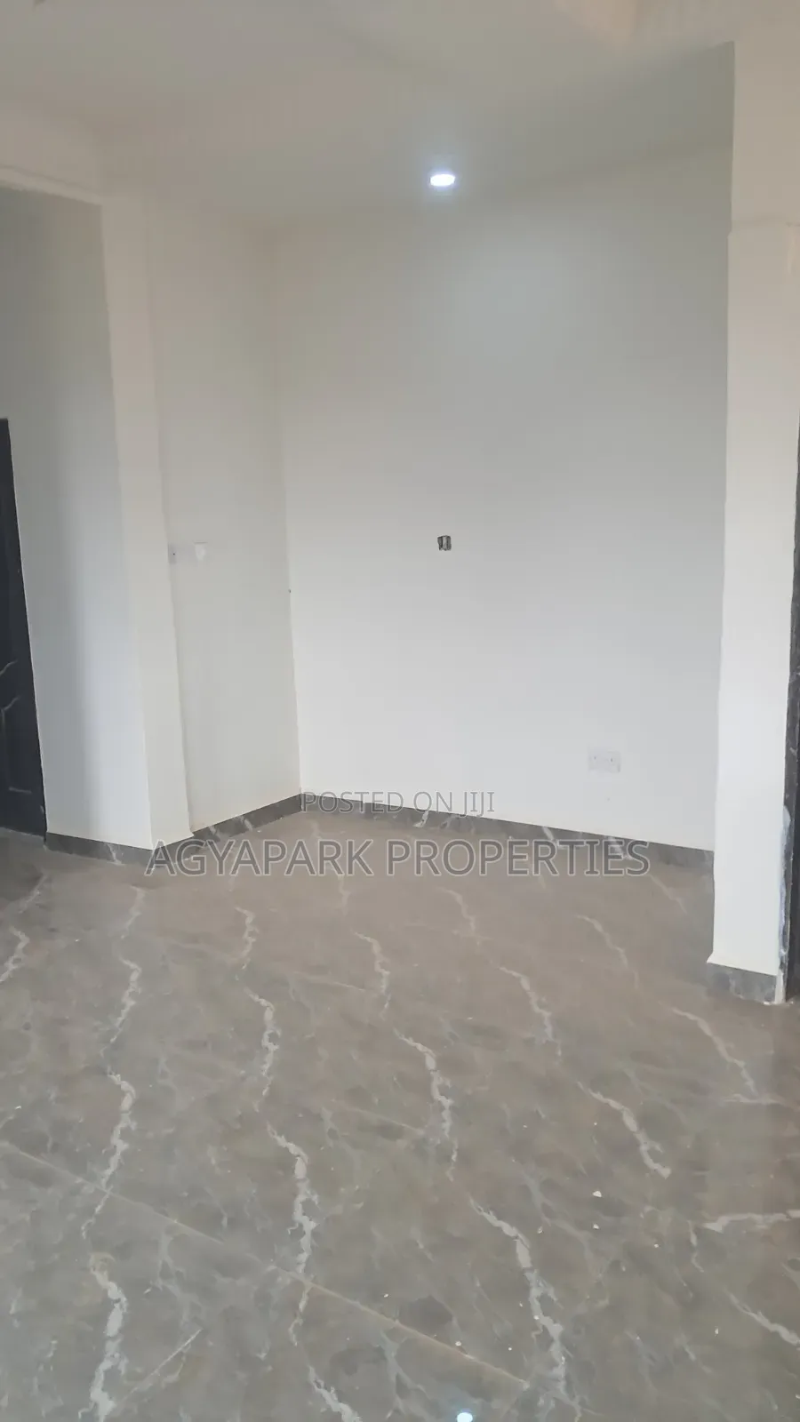 2bdrm Apartment in Doblogono, Amasaman for rent