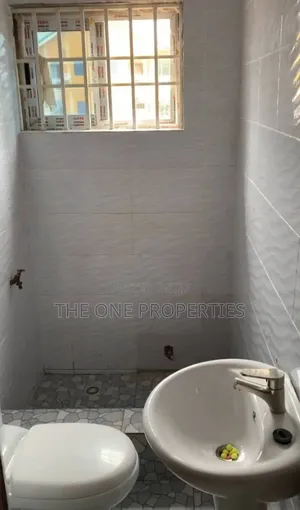 1bdrm Apartment in Chamber& Hall Self, Pillar 2 for rent