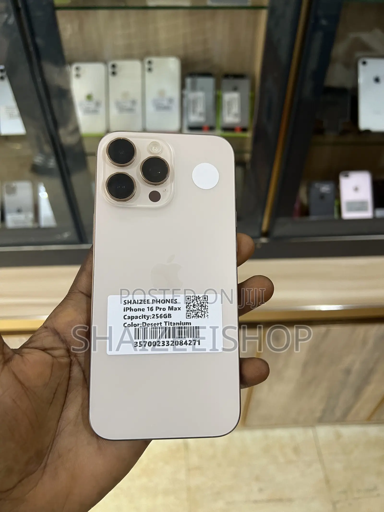 New Apple iPhone 16 Pro Max 256 GB Gold