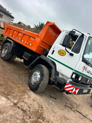 Leyland Single Axle Truck