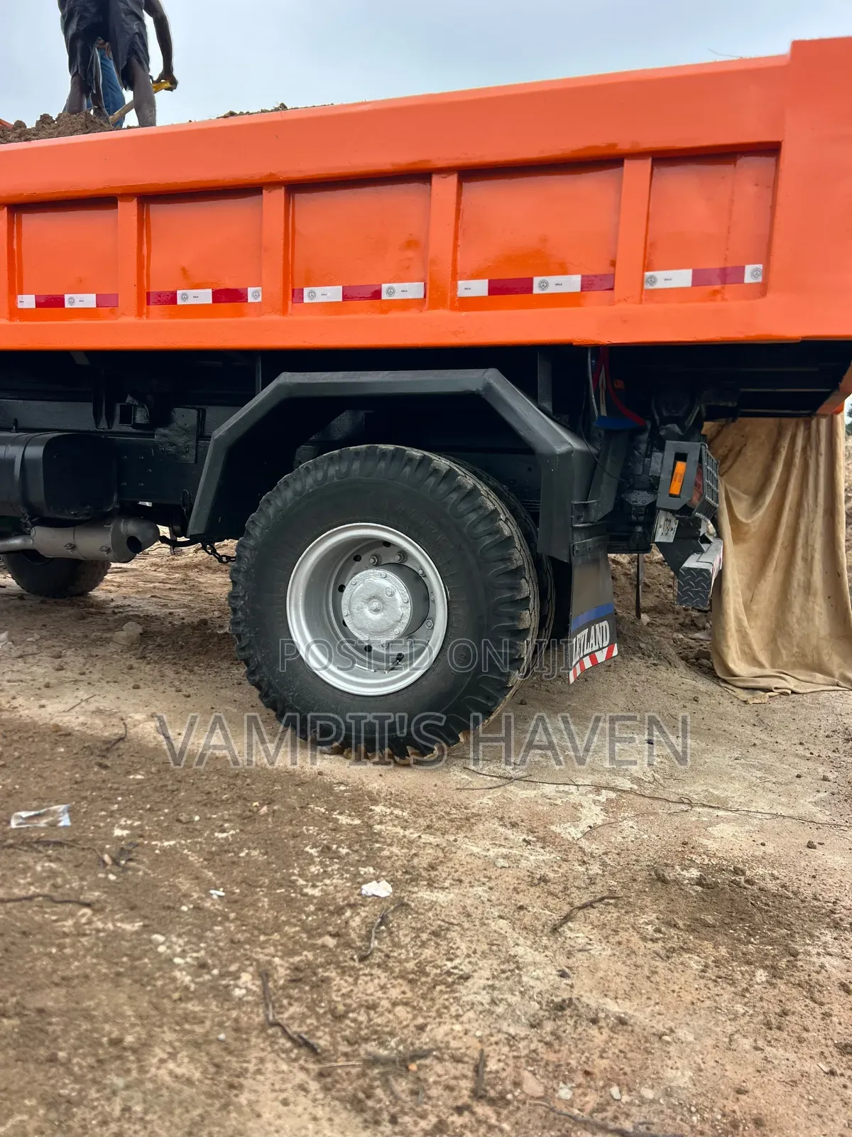 Leyland Single Axle Truck