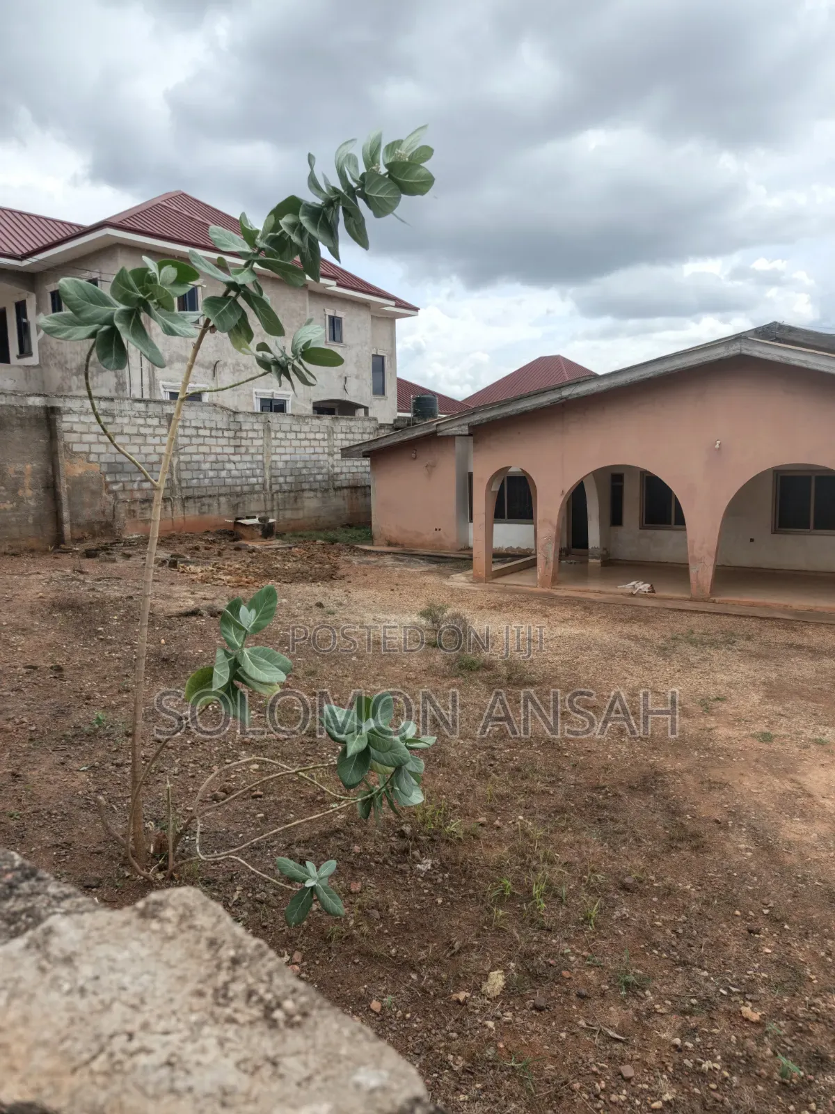 6bdrm House in Free Will Agency, Kumasi Metropolitan for sale