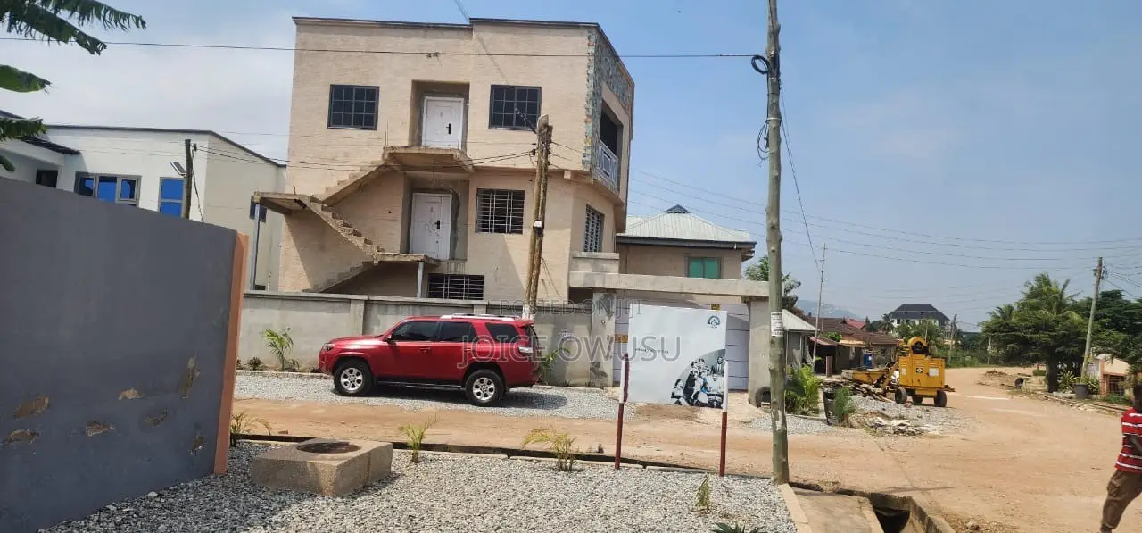 12bdrm Block of Flats in Choice Junction, West Hills Mall Area for sale