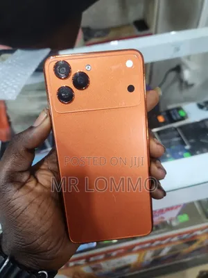 Oppo A17 128 GB Orange