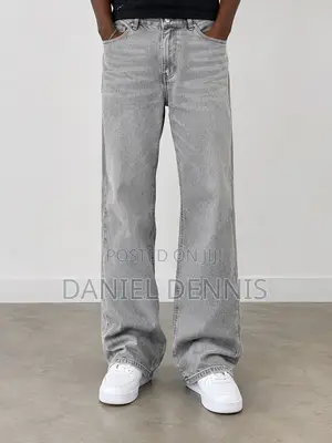 Men's Washed Grey Loose Fit Straight Jeans – Streetwear Denim