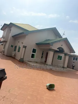 4bdrm House in Community 18, Accra Metropolitan for rent