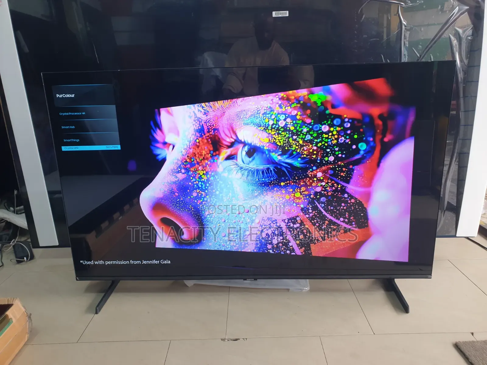 2024/24 Samsung 50"crystal Uhd HDR Smart Satellite TV
