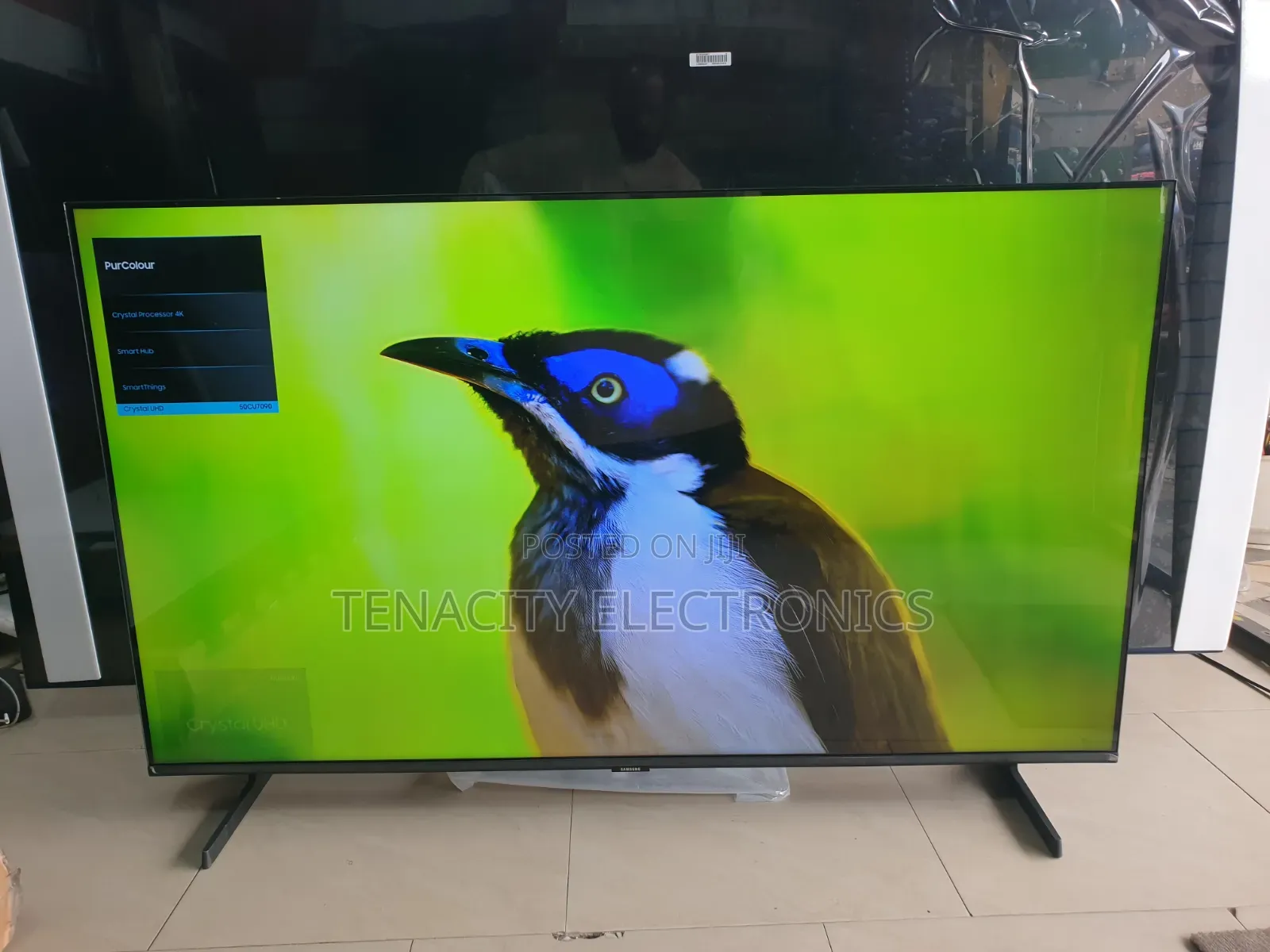 2024/24 Samsung 50"crystal Uhd HDR Smart Satellite TV