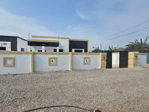 3bdrm House in Kasoa Adade for sale