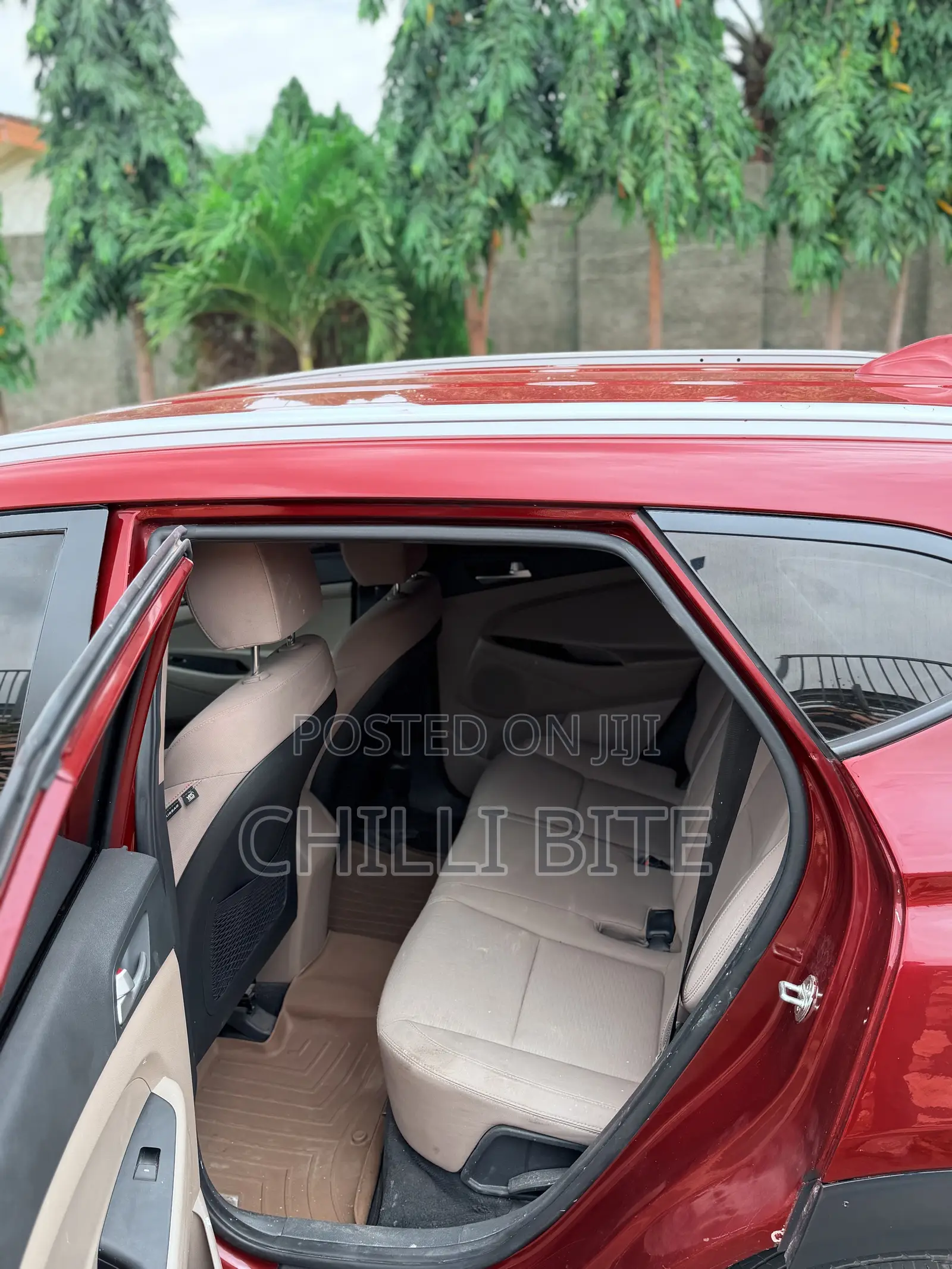 Hyundai Tucson SE AWD 2020 Brown