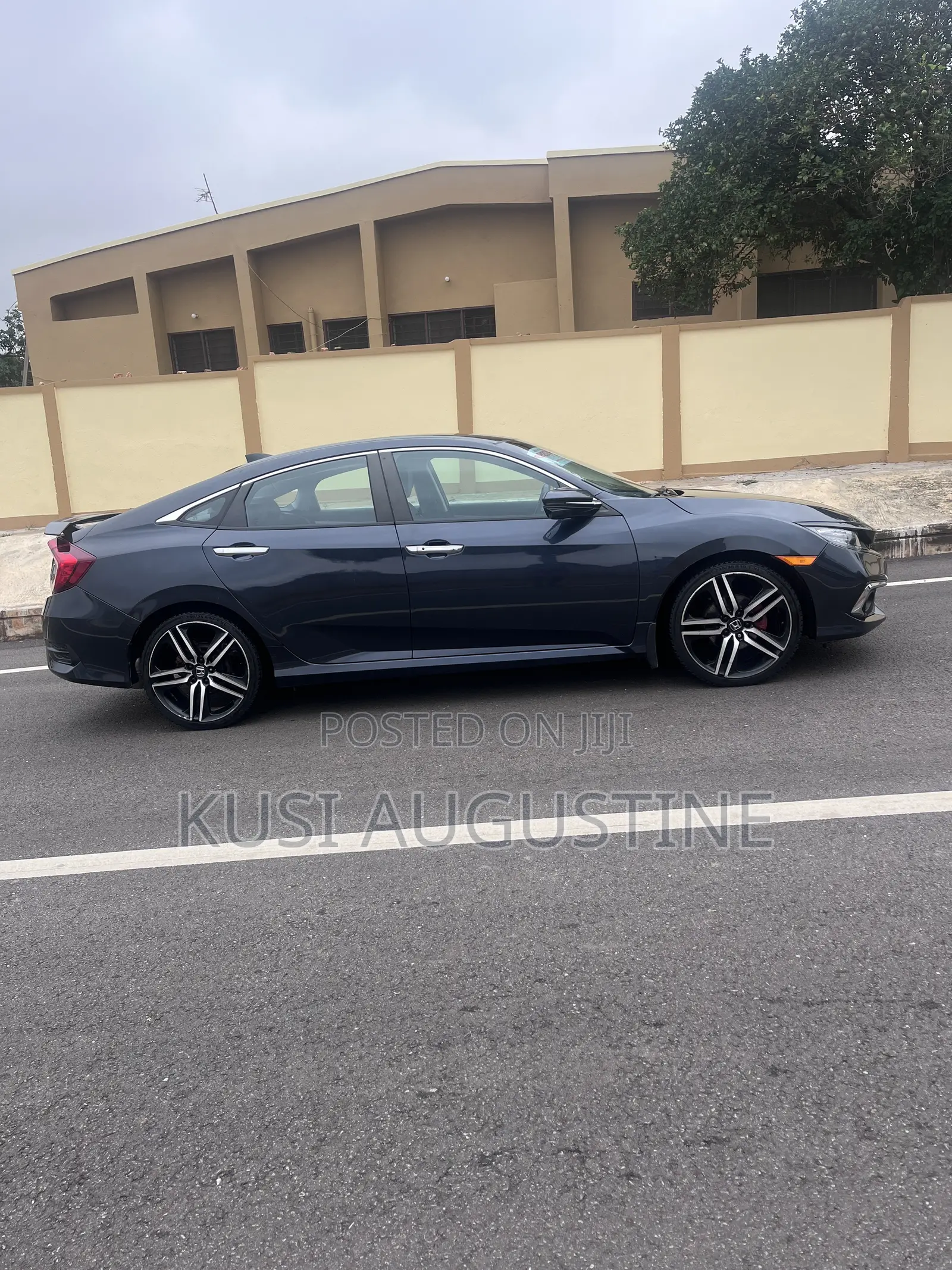 Honda Civic Touring Sedan 2019 Black