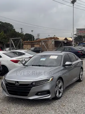 Honda Accord Touring 2018 Silver