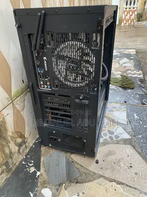 Full RGB Gaming Case + 7 RGB Fans and Uphere Intel Air Cooler