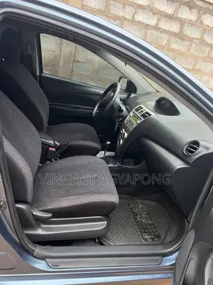 Toyota Yaris 1.5 2009 Ivory