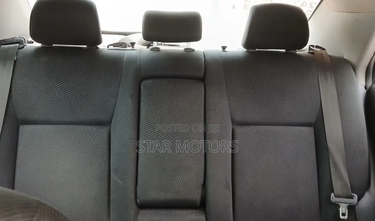 Toyota Yaris 2012 Blue