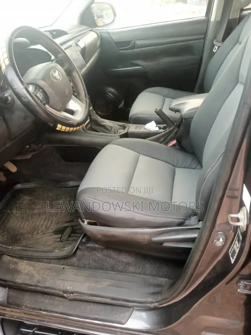 Toyota Hilux 2.8 Diesel 2020 Gray