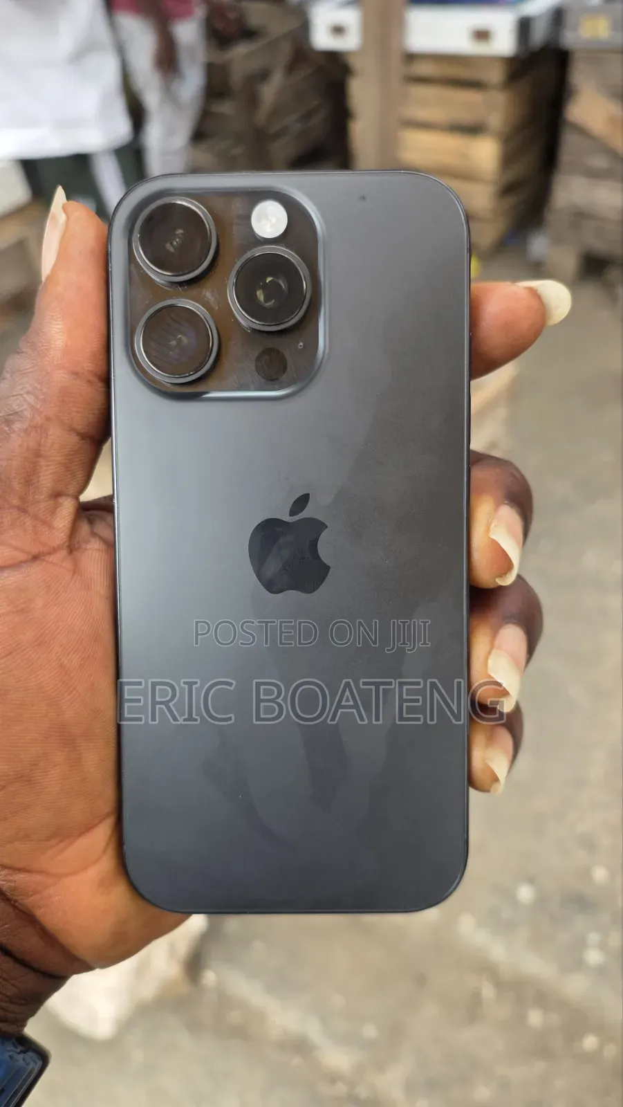 Apple iPhone 16 Pro 1 TB Black