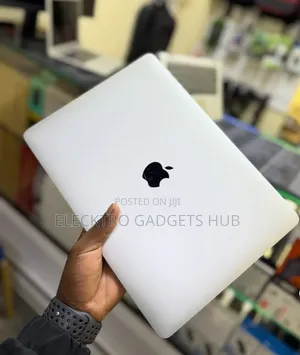 Laptop Apple MacBook Pro 2018 8GB Intel Core i5 SSD 256GB