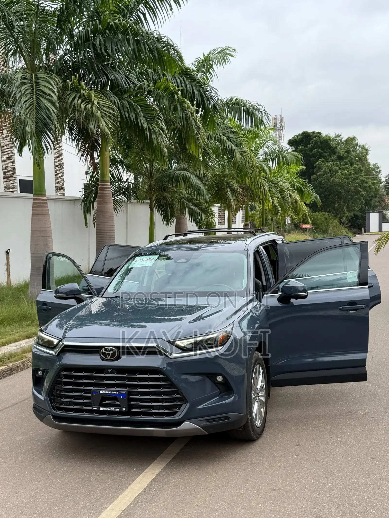 Toyota Highlander Platinum AWD 2024 Blue