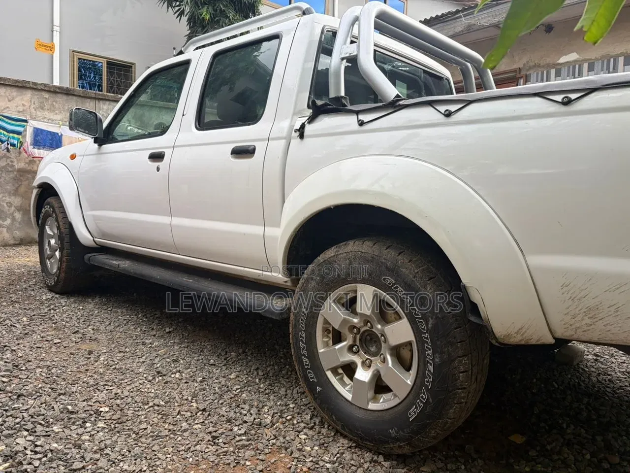 Nissan Hardbody 2019 White