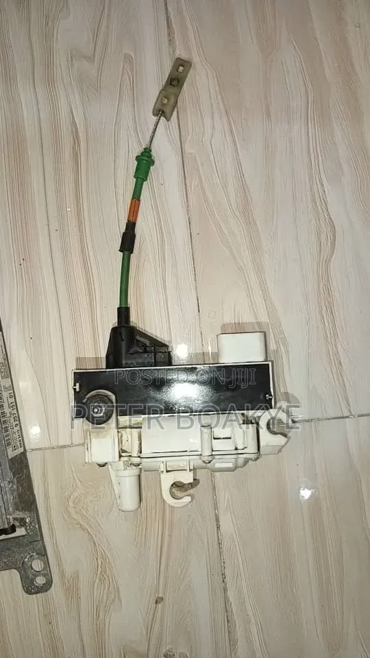 BMW 5 Series 2016 to 2021 Door Lock