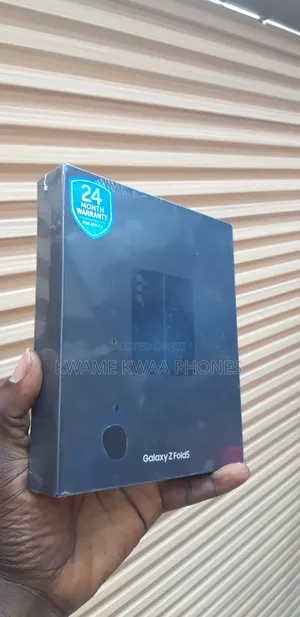 New Samsung Galaxy Fold 5G 512 GB White
