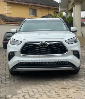 Toyota Highlander Platinum AWD 2024 White