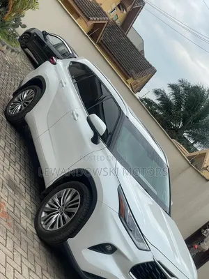 Toyota Highlander Platinum AWD 2024 White