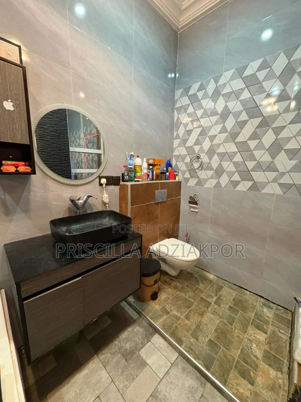 7bdrm Apartment in Gelo Heritage Estate, Amasaman for sale