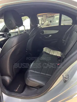 Mercedes-Benz C300 2016 Silver