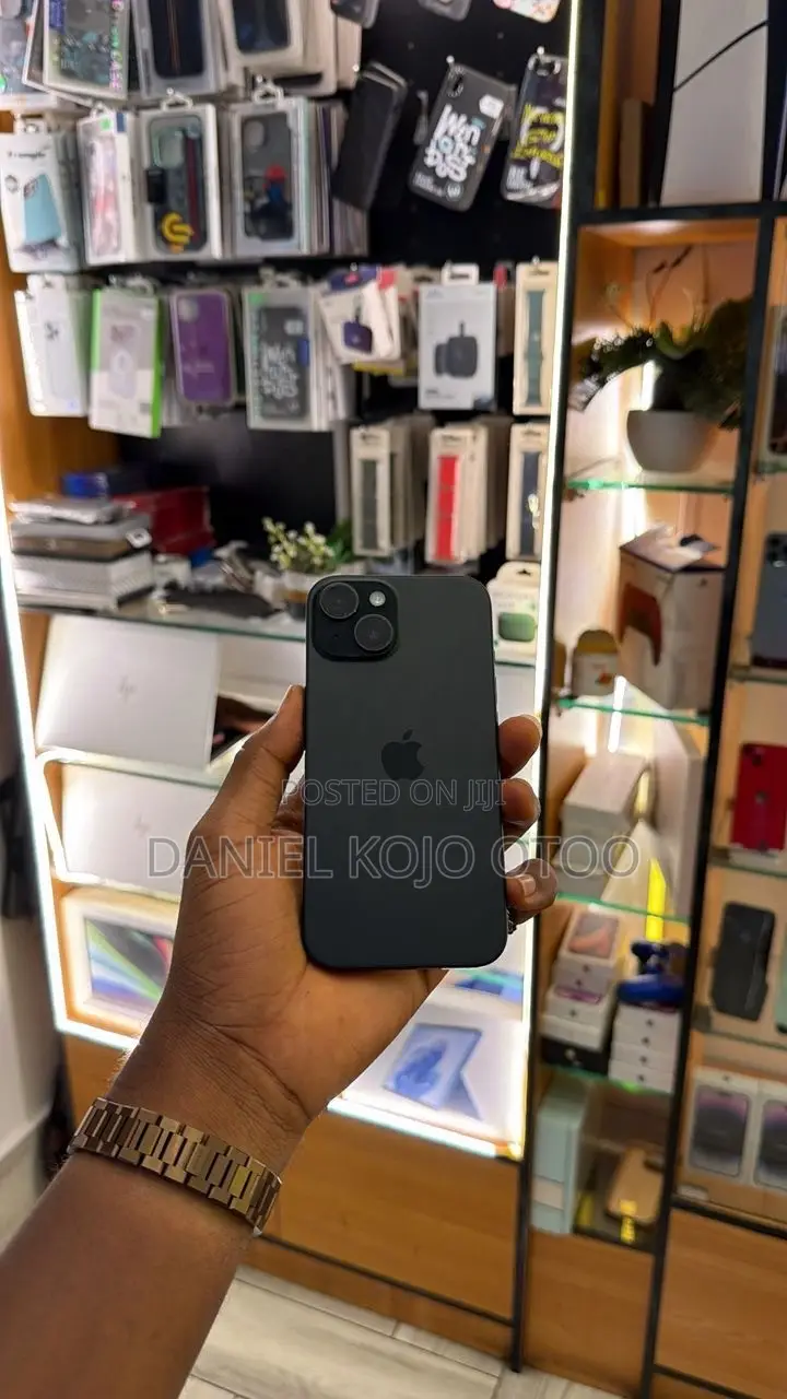 Apple iPhone 15 128 GB Black