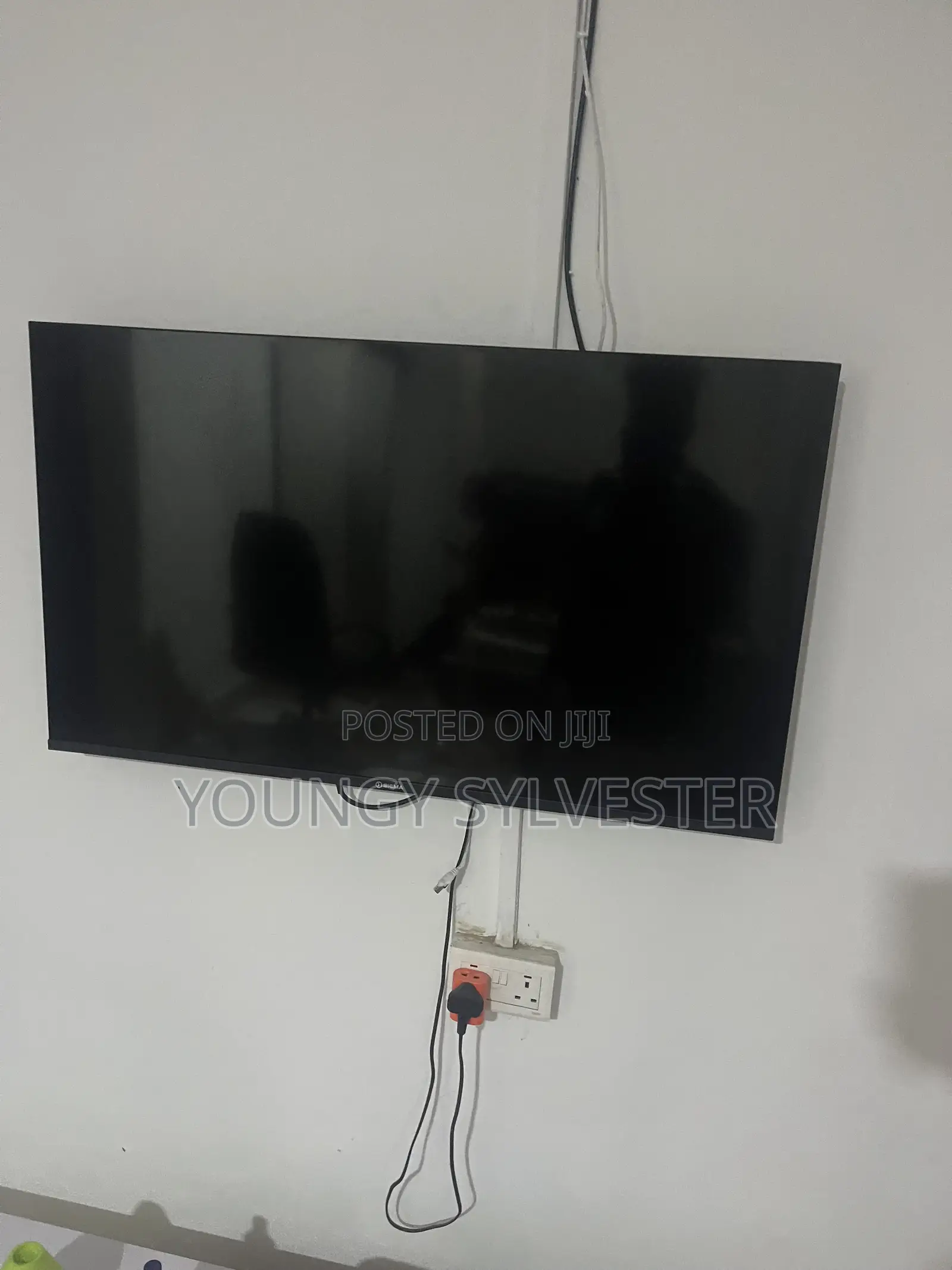 Sigma 43 Inches Smart TV