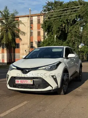 Toyota C-HR 2023 White
