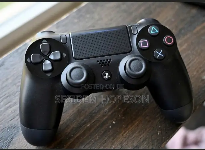 PS4 Game Pad