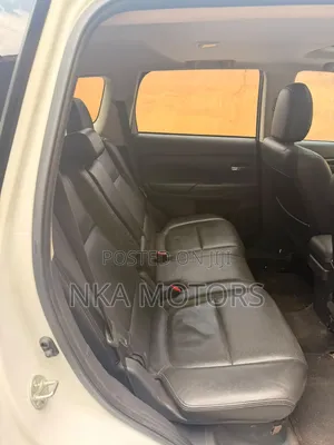 Mitsubishi Outlander 2017 White