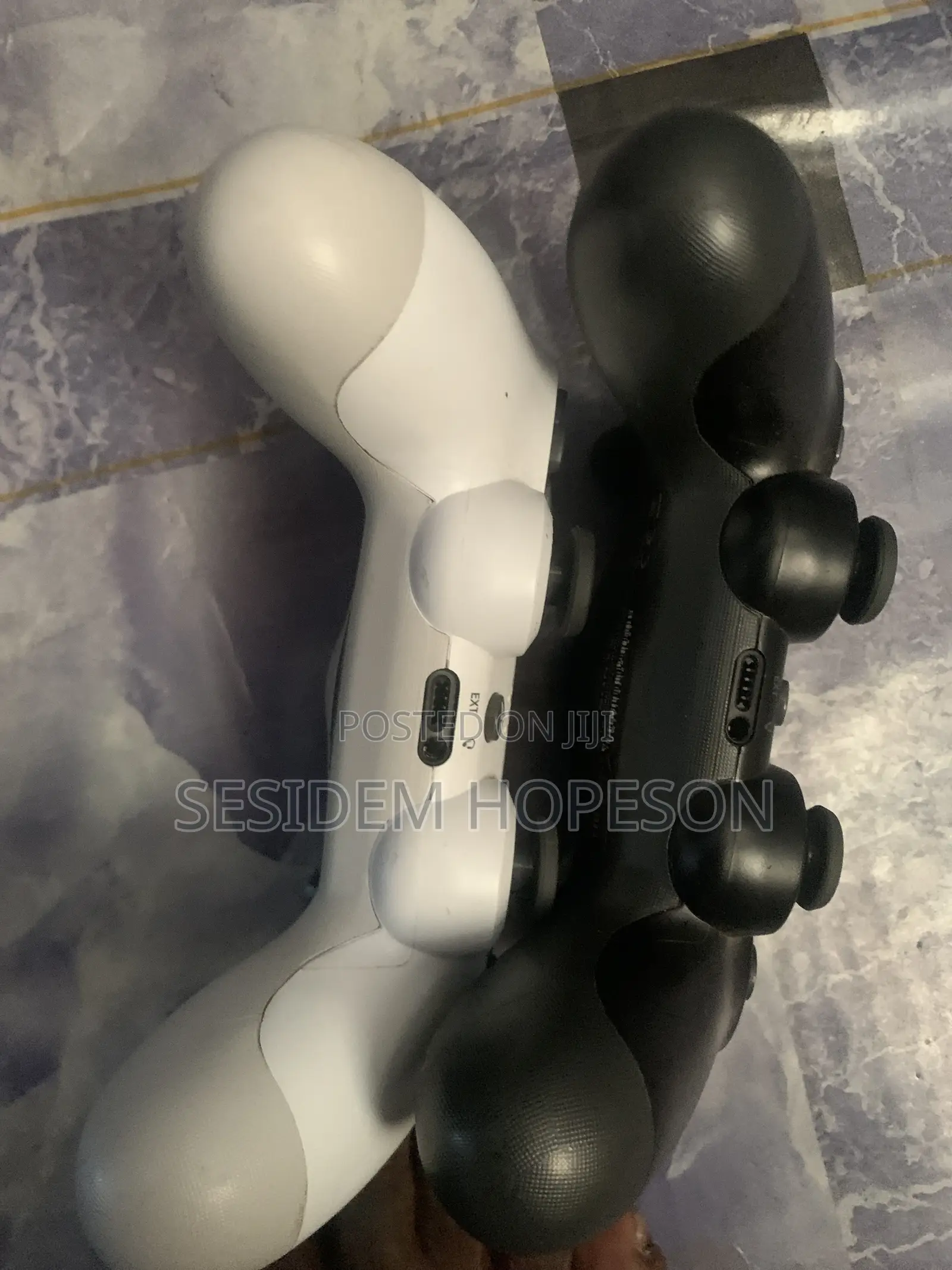 PS4 Game Pad