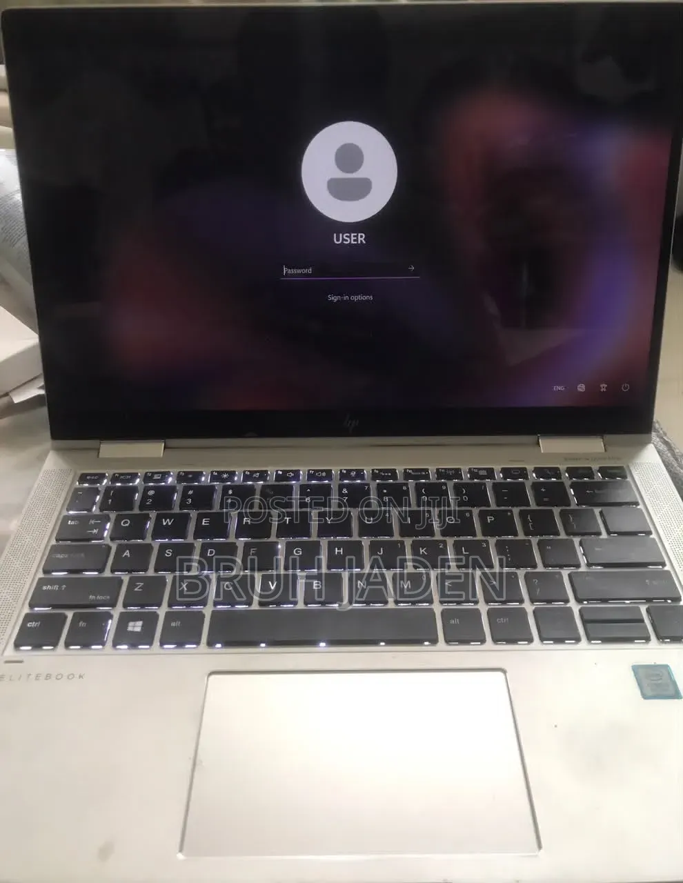Laptop HP EliteBook 1030 8GB Intel Core i5 SSD 256GB