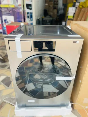 22.0kg and 11kg Dry Capacity Samsung Front-Load Washing Machine