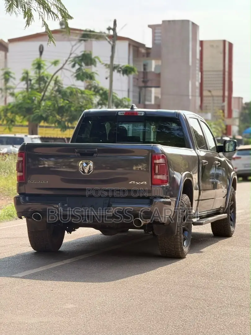 Dodge RAM 2022 Black