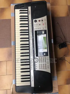 Yamaha Psr740