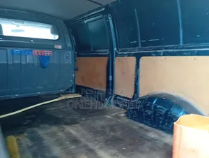 Toyota HiAce 1999 Blue