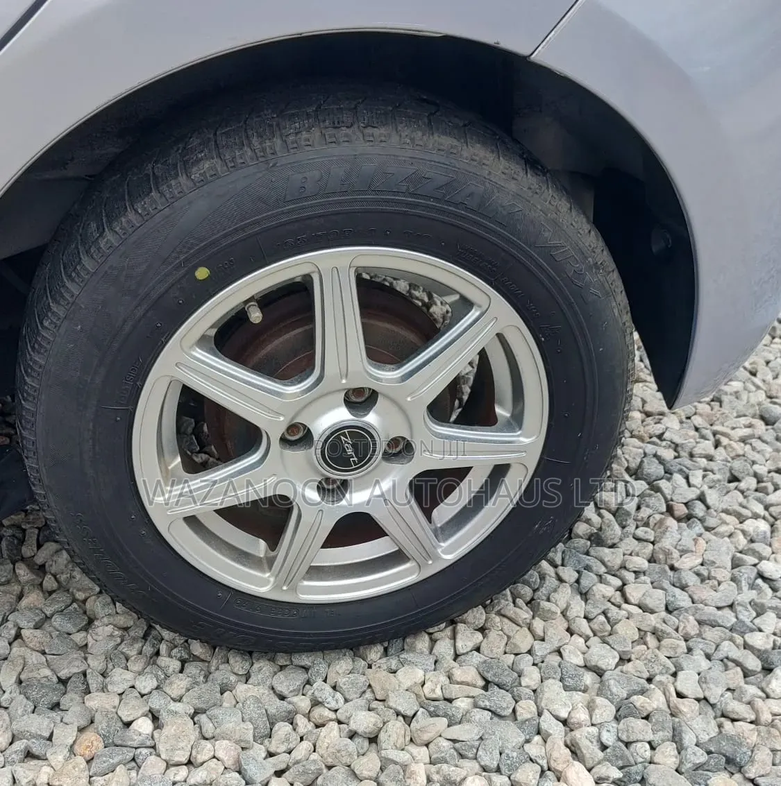 Toyota Vitz 1.5 FWD 3dr 2012 Silver