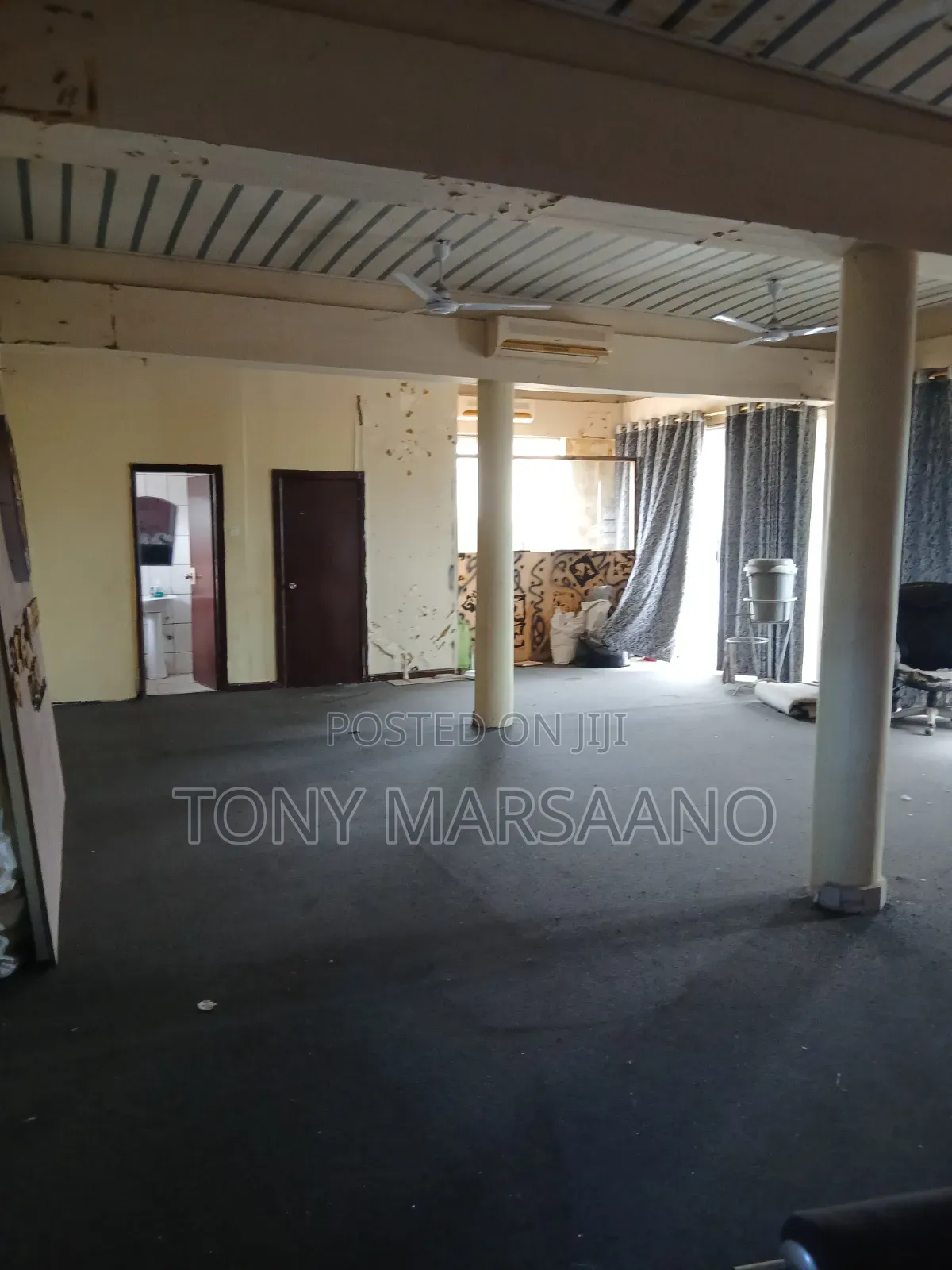 3 in 1 Shop for Rent in Westlegon