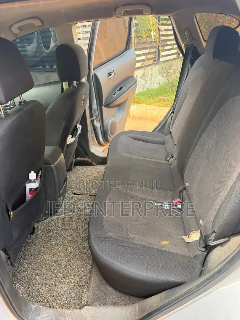 Nissan Rogue 2012 Silver
