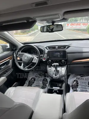 Honda CR-V Touring AWD 2018 Gray