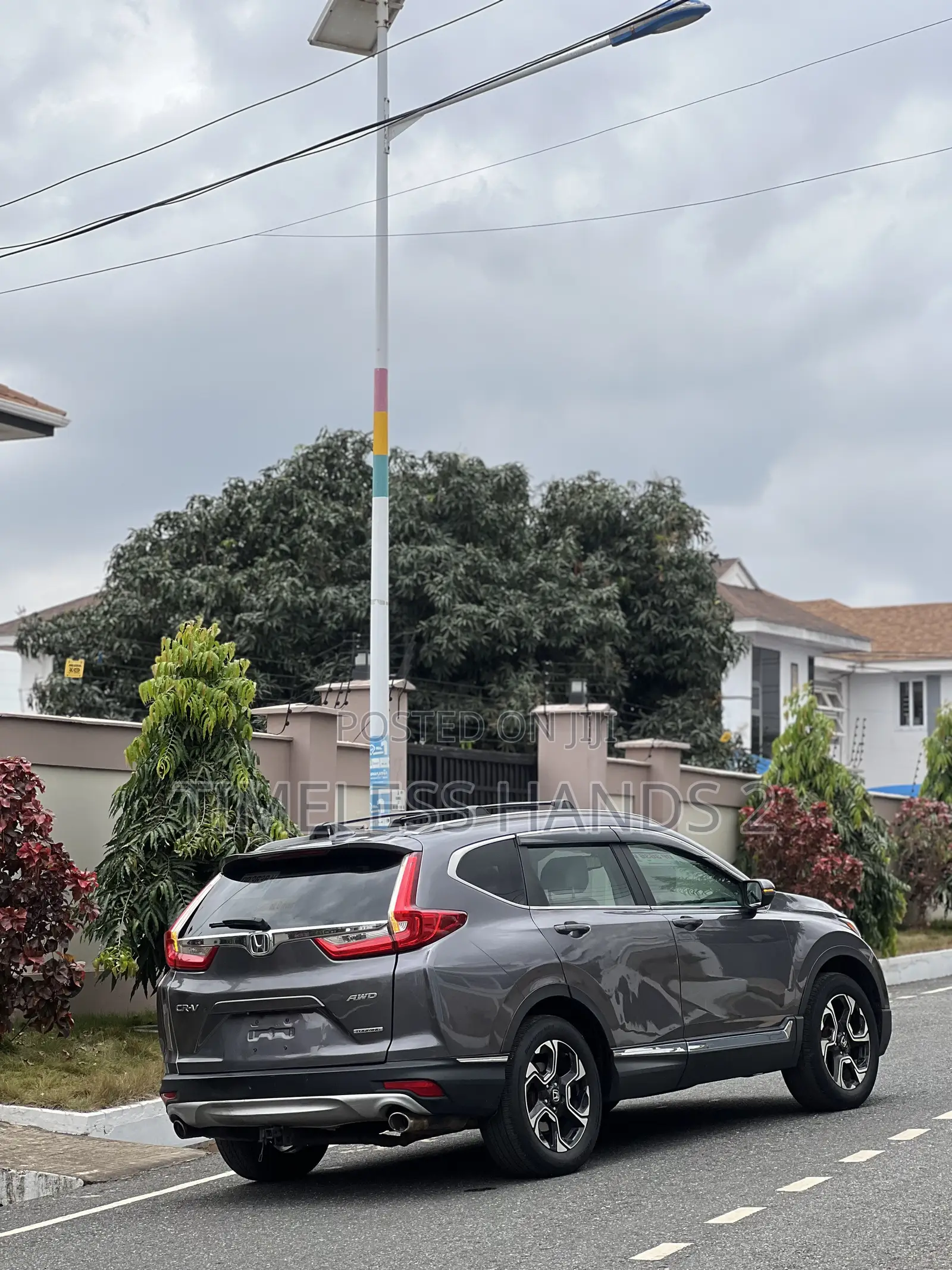 Honda CR-V Touring AWD 2018 Gray