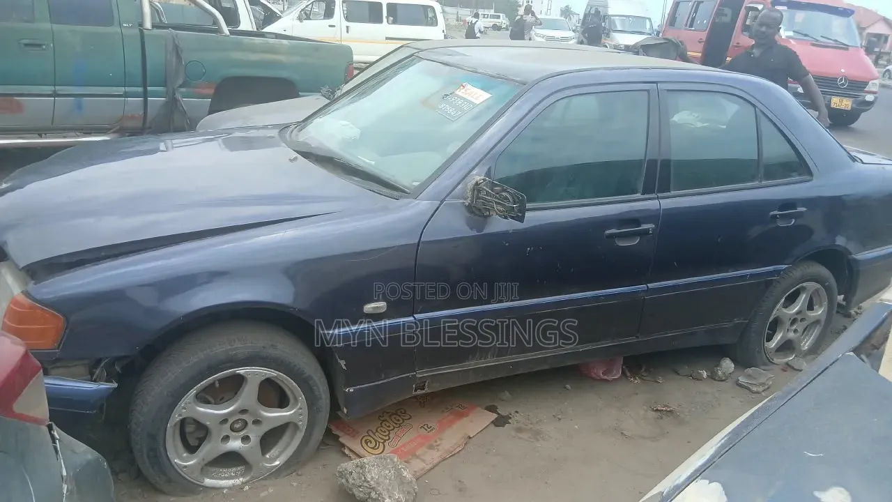 Mercedes-Benz C180 1998 Blue